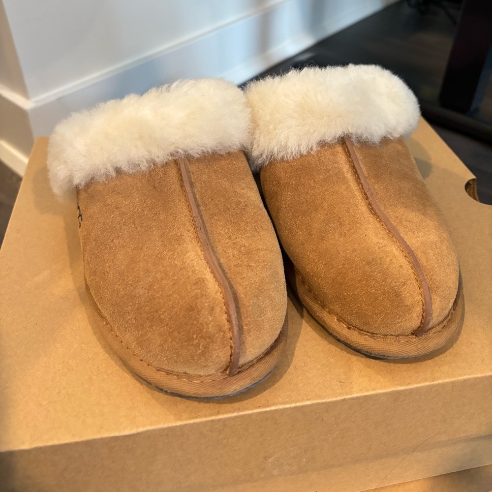 Ugg slippers
